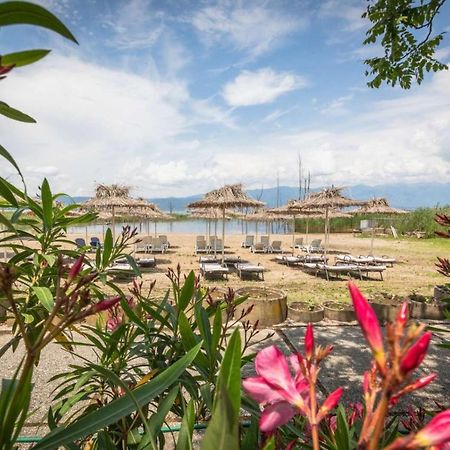 Fuk-Tak'S Bungalow Sztar Sztar Dojran Kültér fotó