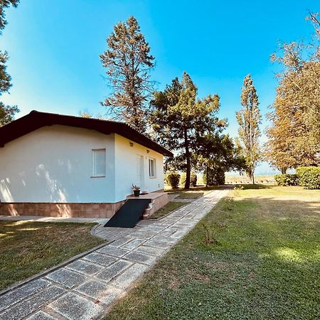 Fuk-Tak'S Bungalow Sztar Sztar Dojran Kültér fotó