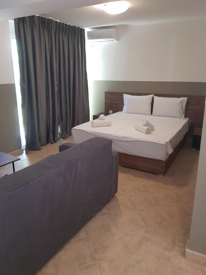 Fuk-Tak'S Bungalow Sztar Sztar Dojran Kültér fotó