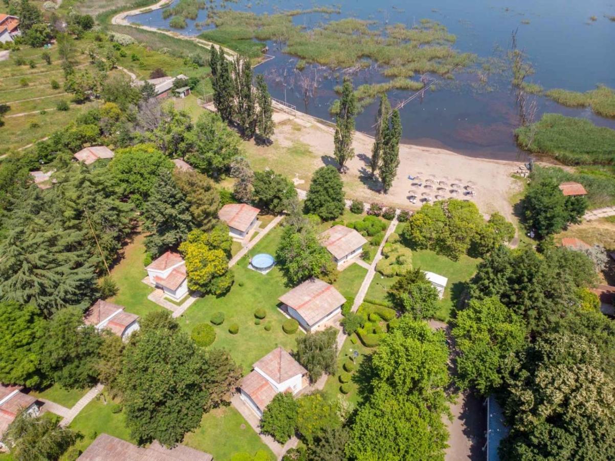 Fuk-Tak'S Bungalow Sztar Sztar Dojran Kültér fotó